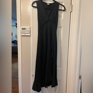 Has ties to make tighter in waist.   Never worn.  Size small.